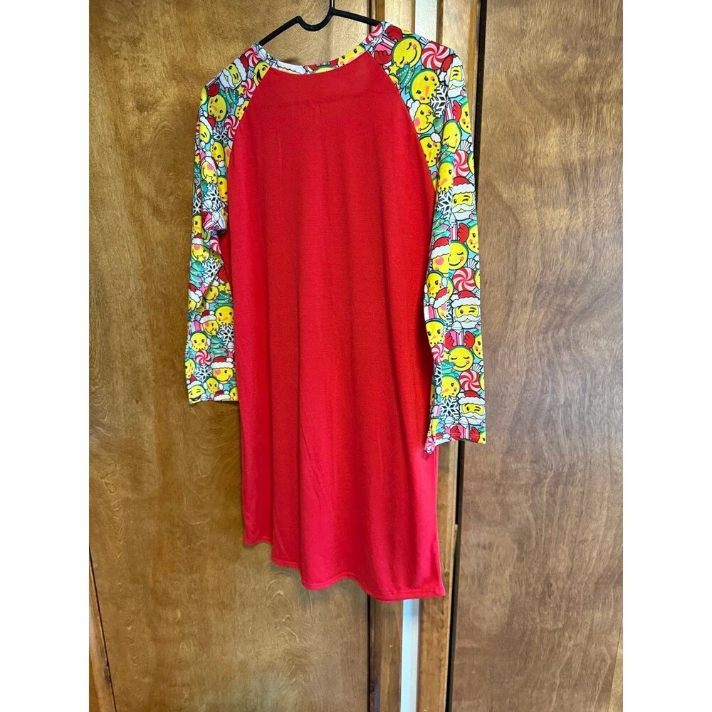 Girls Justice Emoji Night Shirt Sz. 18/20 NWT
